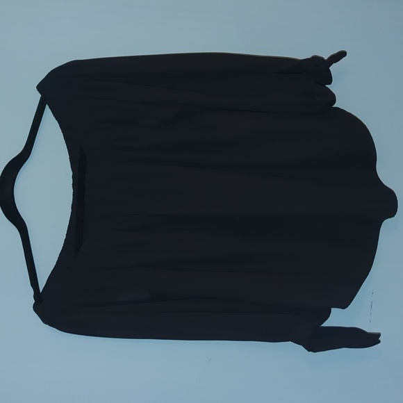 Express Off the Shoulder Top - Picture 2 of 5